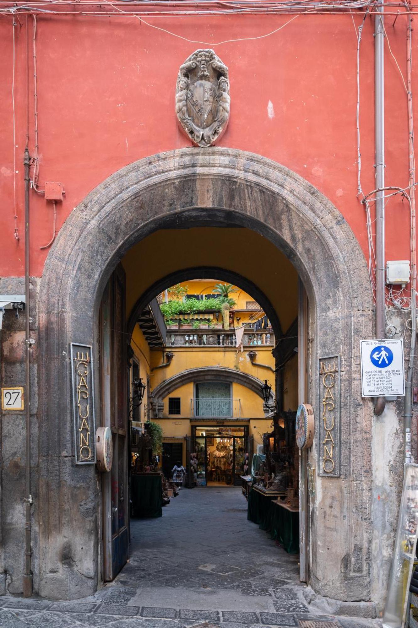 Stay Soft Apartment - Centro Storico Napoli Luaran gambar